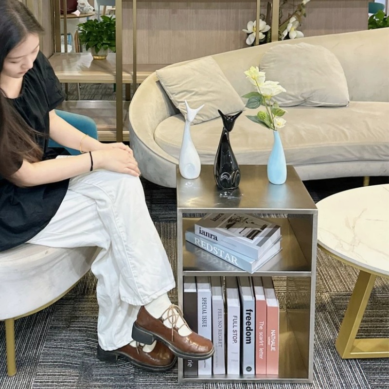 Stolik kawowy ze stali nierdze – Magazine Holder Rack recenzja i cena