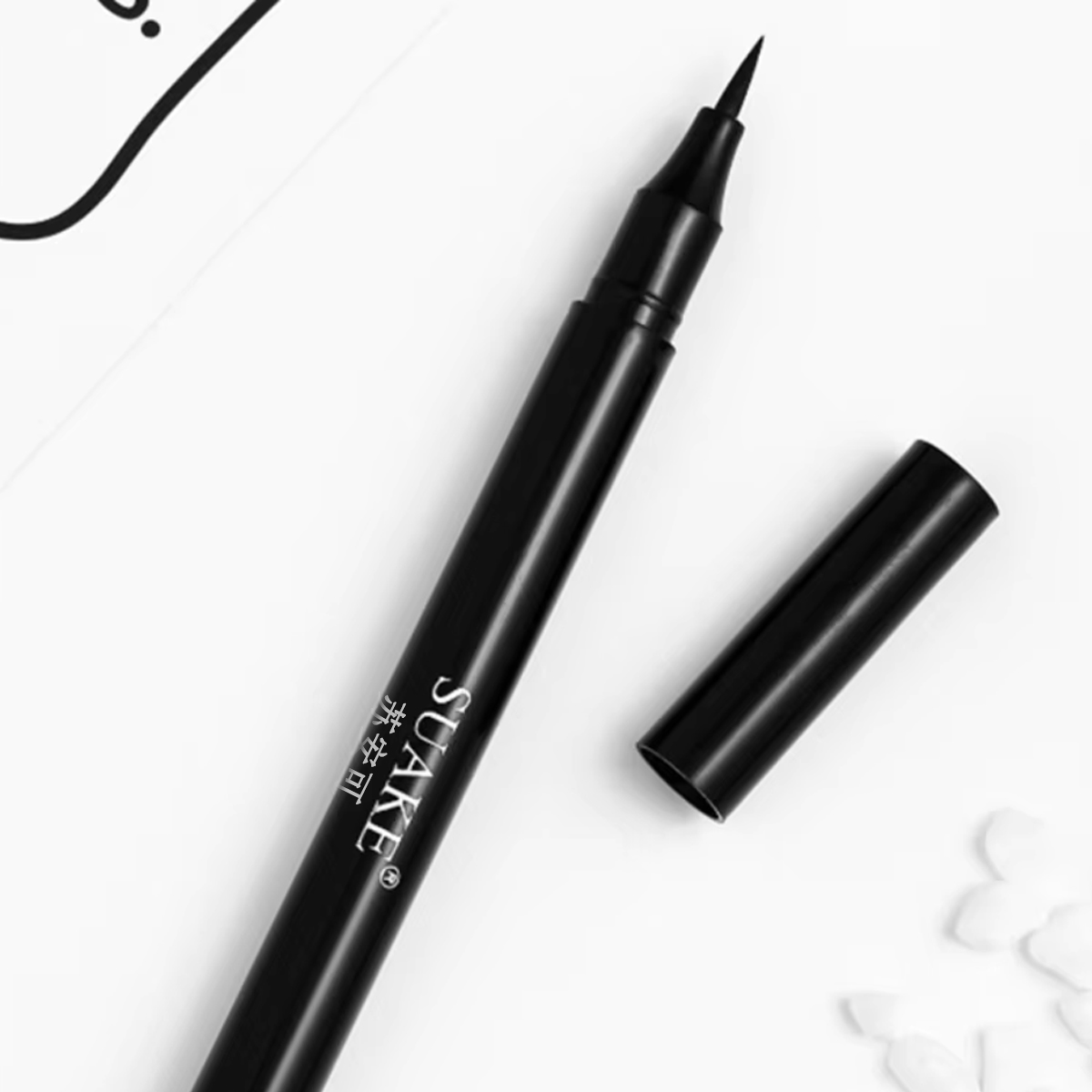 Wodoodporny i trwały eyeliner  – Correction Pen Fine recenzja i cena